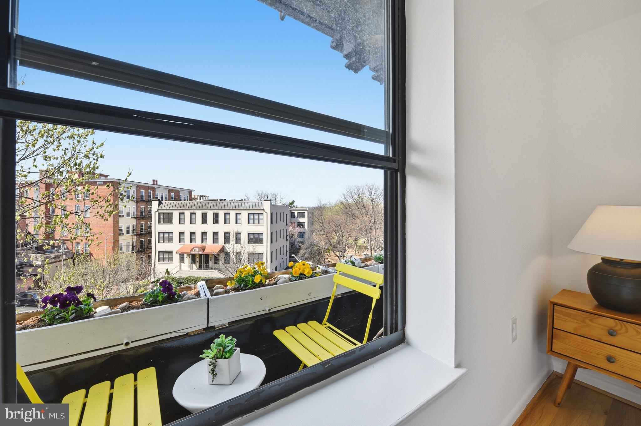 2633 Adams Mill Road Northwest, Unit 402 Washington, DC 20009 - Photo 32 of 40