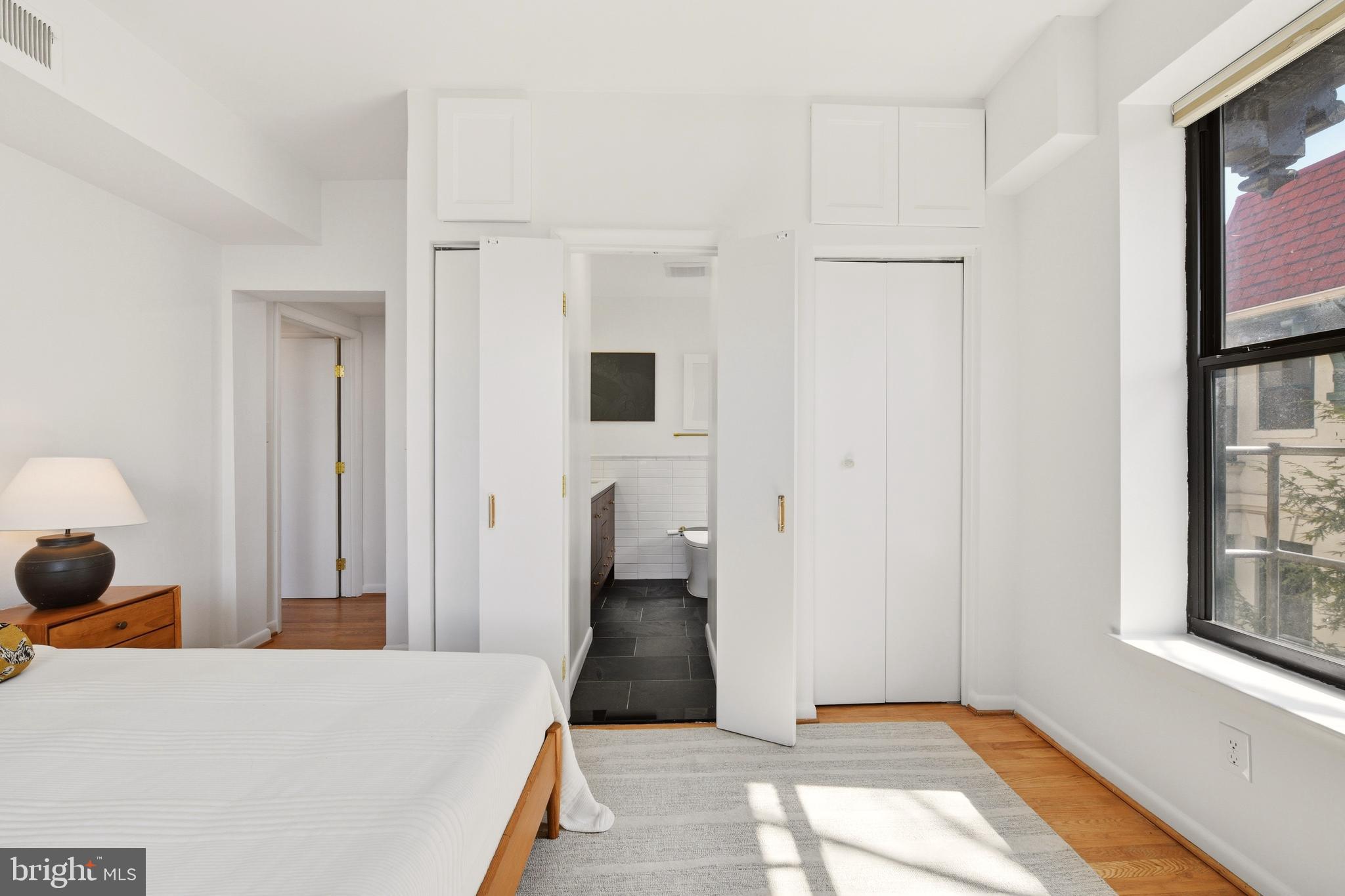 2633 Adams Mill Road Northwest, Unit 402 Washington, DC 20009 - Photo 34 of 40