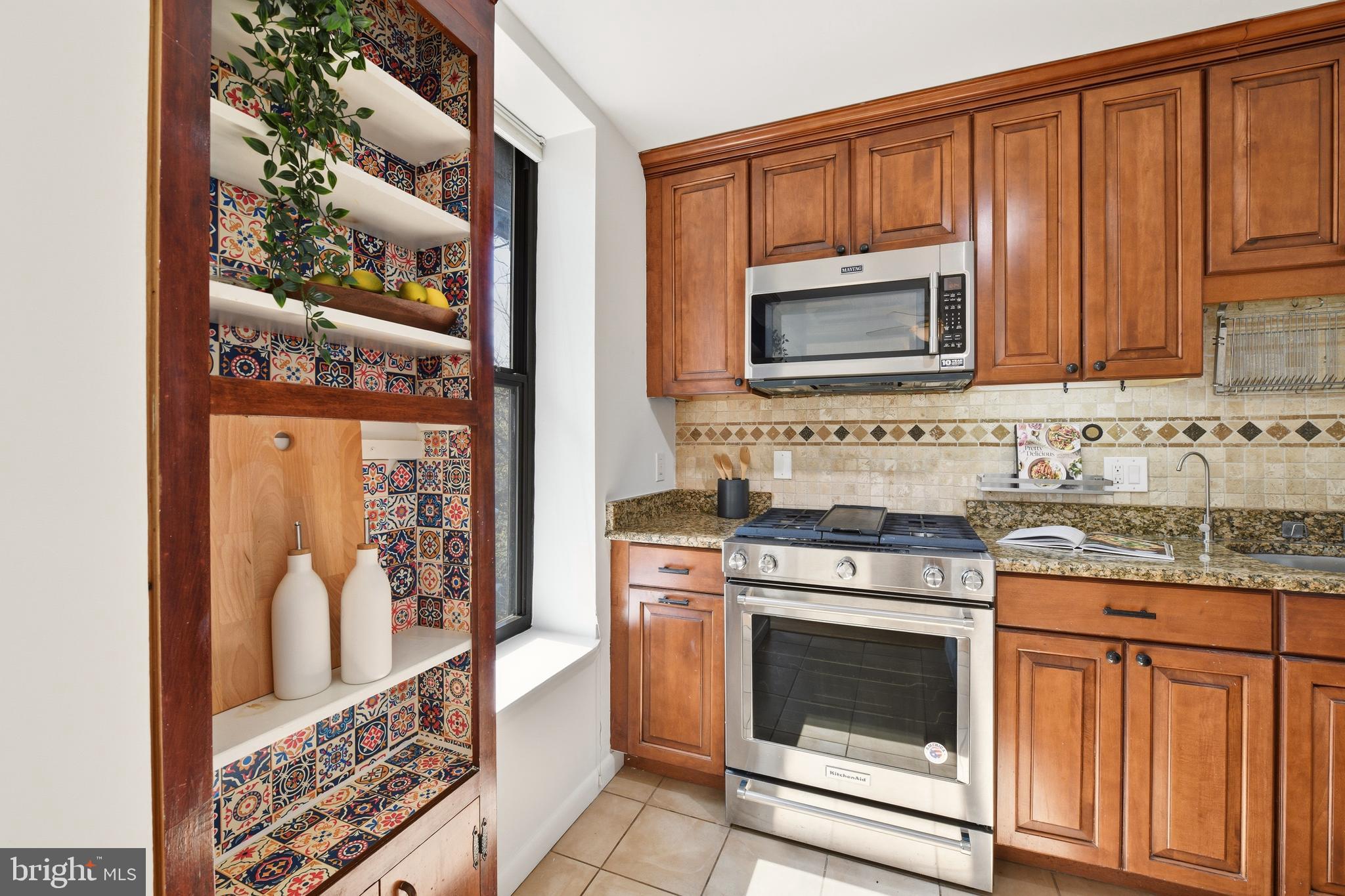 2633 Adams Mill Road Northwest, Unit 402 Washington, DC 20009 - Photo 10 of 40