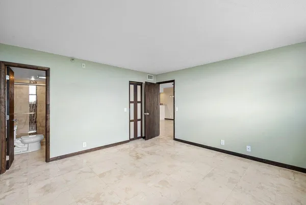 an empty room with closet