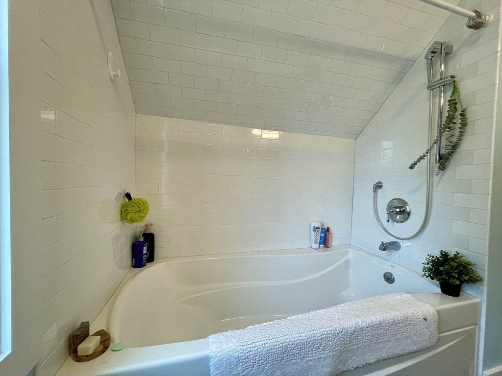 30 Cherry Street, Unit A Northampton, MA 01060 - Photo 30 of 36