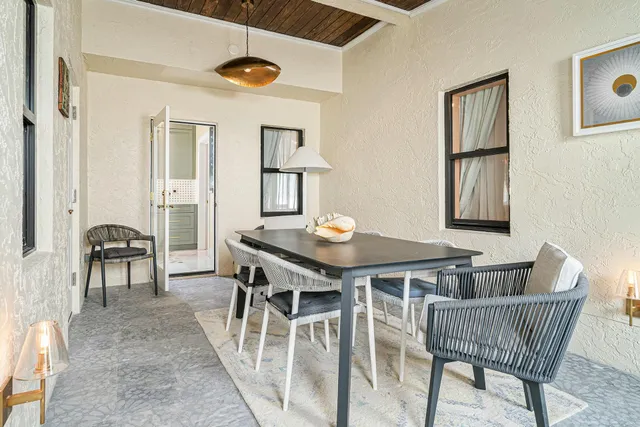 $10,000 | 3714 South Olive Avenue, West Palm Beach, FL 33405