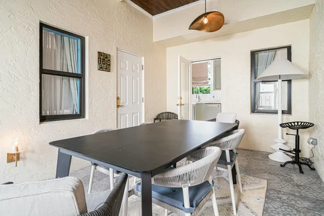 $10,000 | 3714 South Olive Avenue, West Palm Beach, FL 33405