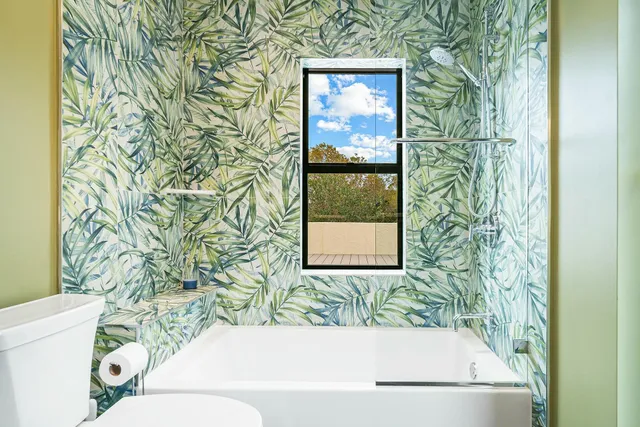 $10,000 | 3714 South Olive Avenue, West Palm Beach, FL 33405