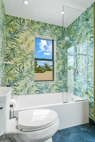 $10,000 | 3714 South Olive Avenue, West Palm Beach, FL 33405