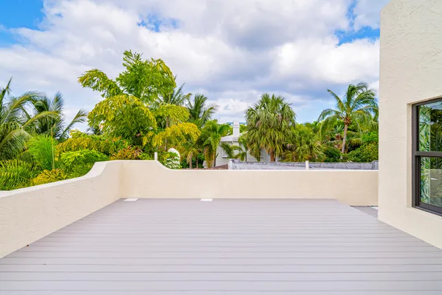 $10,000 | 3714 South Olive Avenue, West Palm Beach, FL 33405