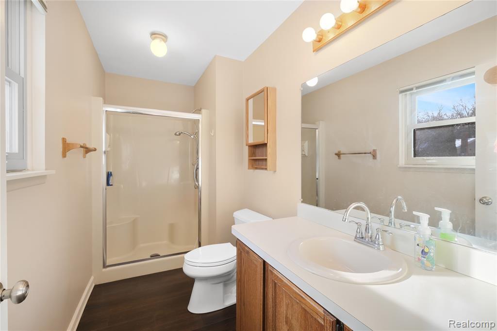 43529 Oakbrook Road Canton, MI 48187 - Photo 20 of 28 Gallery Image 20