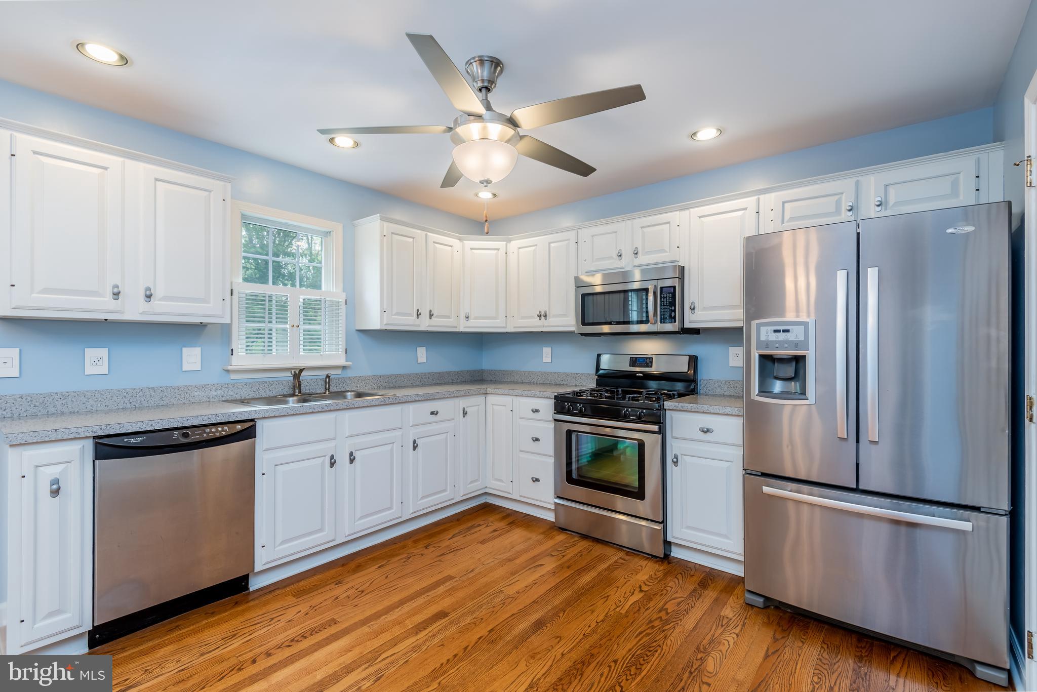 2114 Brigade Road Enola, PA 17025 - Photo 10 of 21 Eat-in Kitchen.