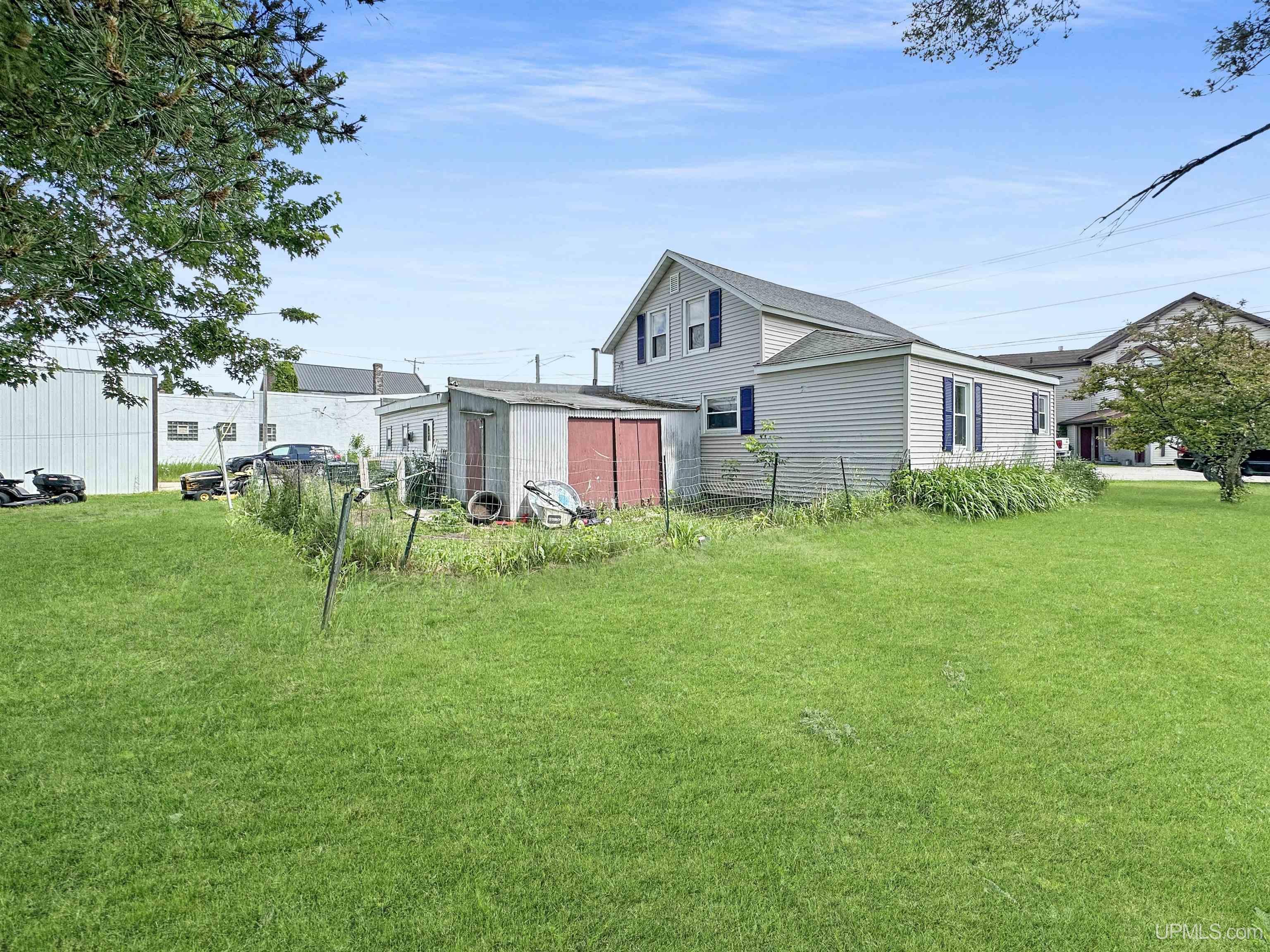 1274 12th Road Bark River, MI 49807 - Photo 16 of 19