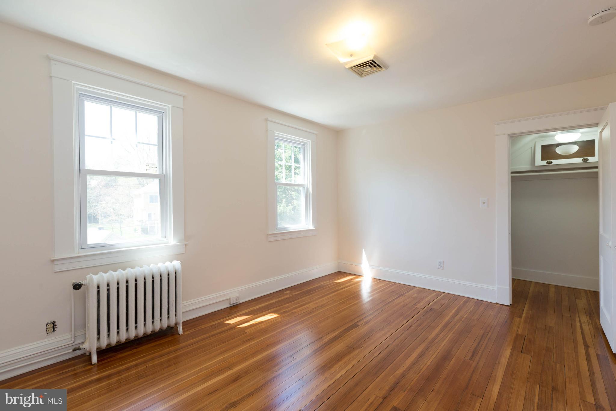 2219 Crest Road Baltimore, MD 21209 - Photo 19 of 30 Bedroom