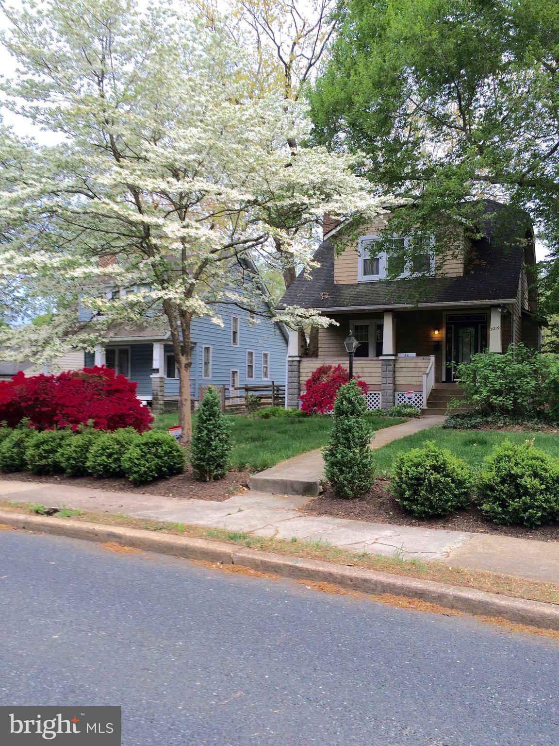 2219 Crest Road Baltimore, MD 21209 - Photo 23 of 30 Exterior (Front)