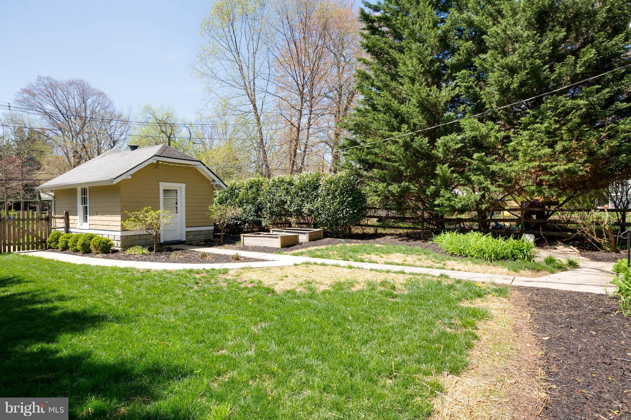 2219 Crest Road Baltimore, MD 21209 - Photo 25 of 30 Detached Garage