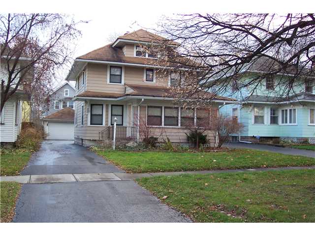 429 Lake View Park Rochester, NY 14613 - Photo 1 of 1 Exterior Front
