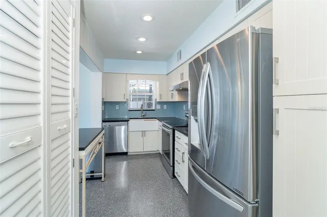 $879,000 | 2835 North Beach Road, Unit A, Englewood, FL 34223