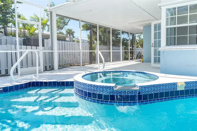 $879,000 | 2835 North Beach Road, Unit A, Englewood, FL 34223