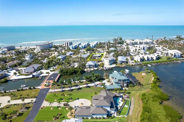 $879,000 | 2835 North Beach Road, Unit A, Englewood, FL 34223