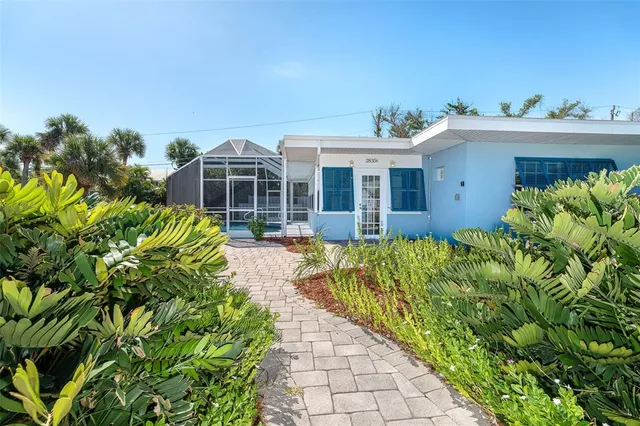 $879,000 | 2835 North Beach Road, Unit A, Englewood, FL 34223