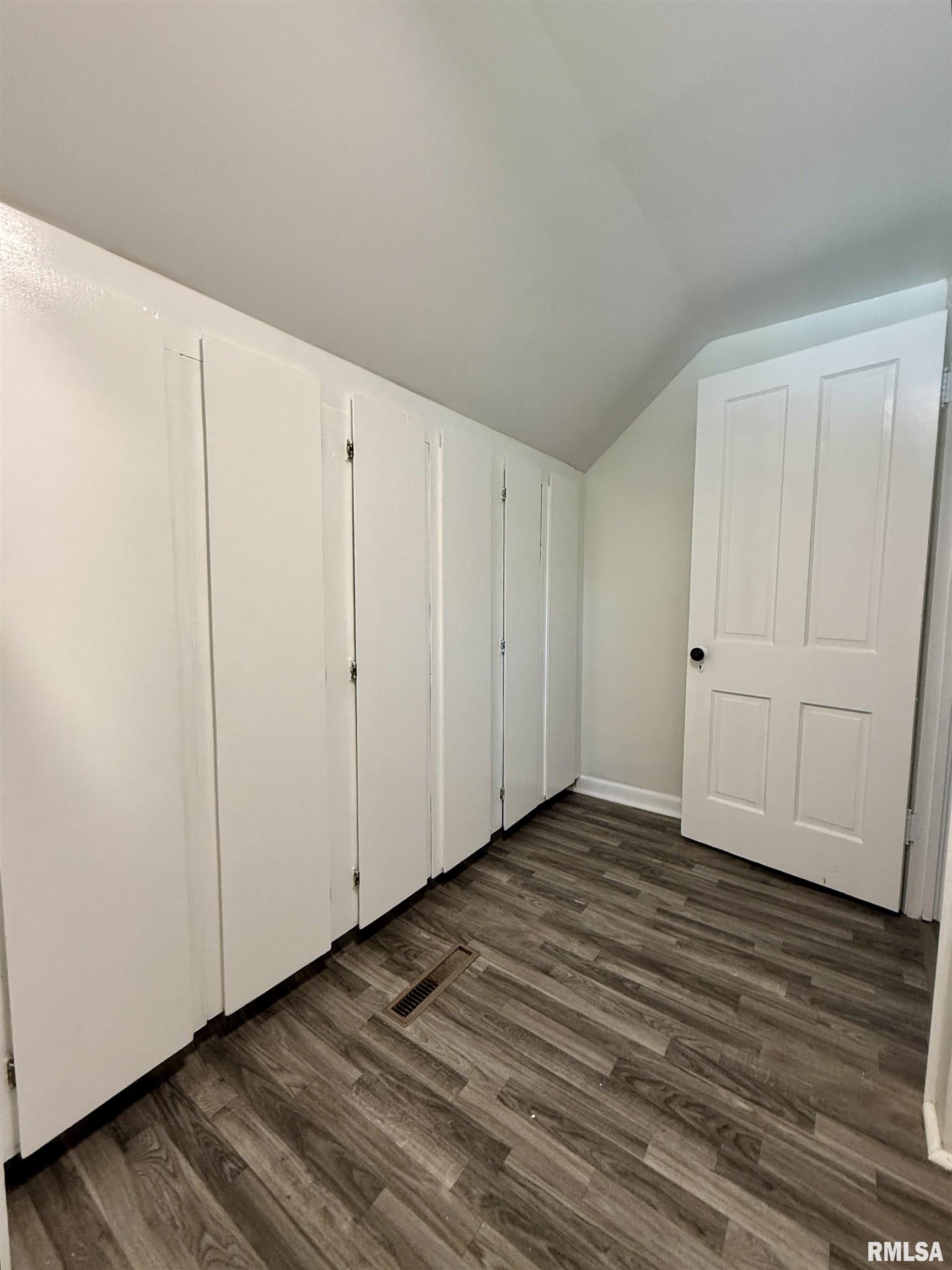 1150 Bateman Street Galesburg, IL 61401 - Photo 21 of 30