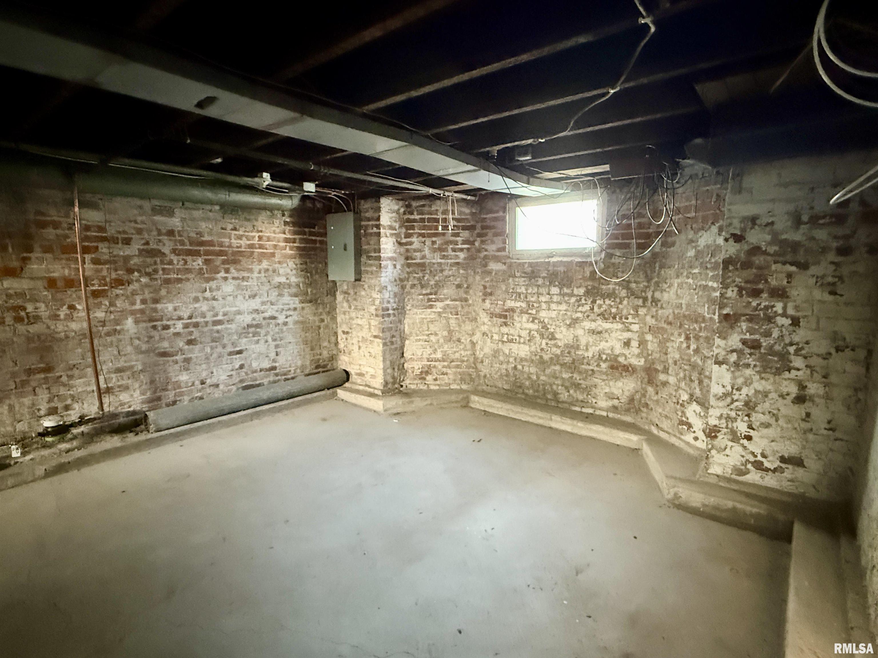 1150 Bateman Street Galesburg, IL 61401 - Photo 22 of 30