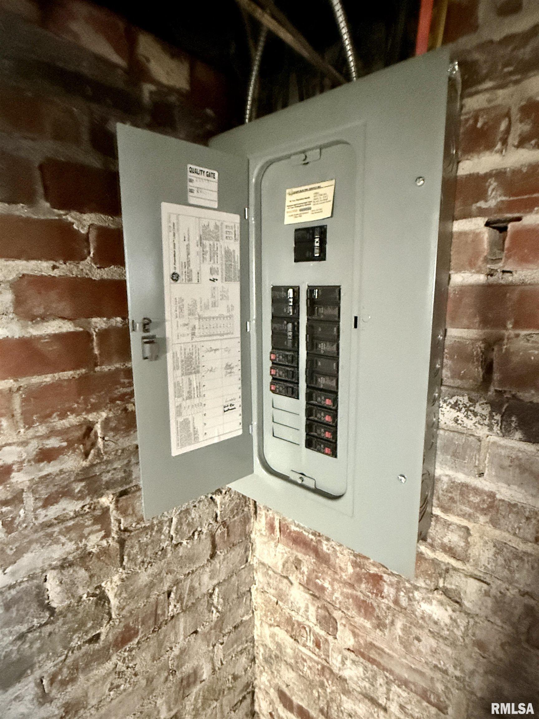 1150 Bateman Street Galesburg, IL 61401 - Photo 25 of 30