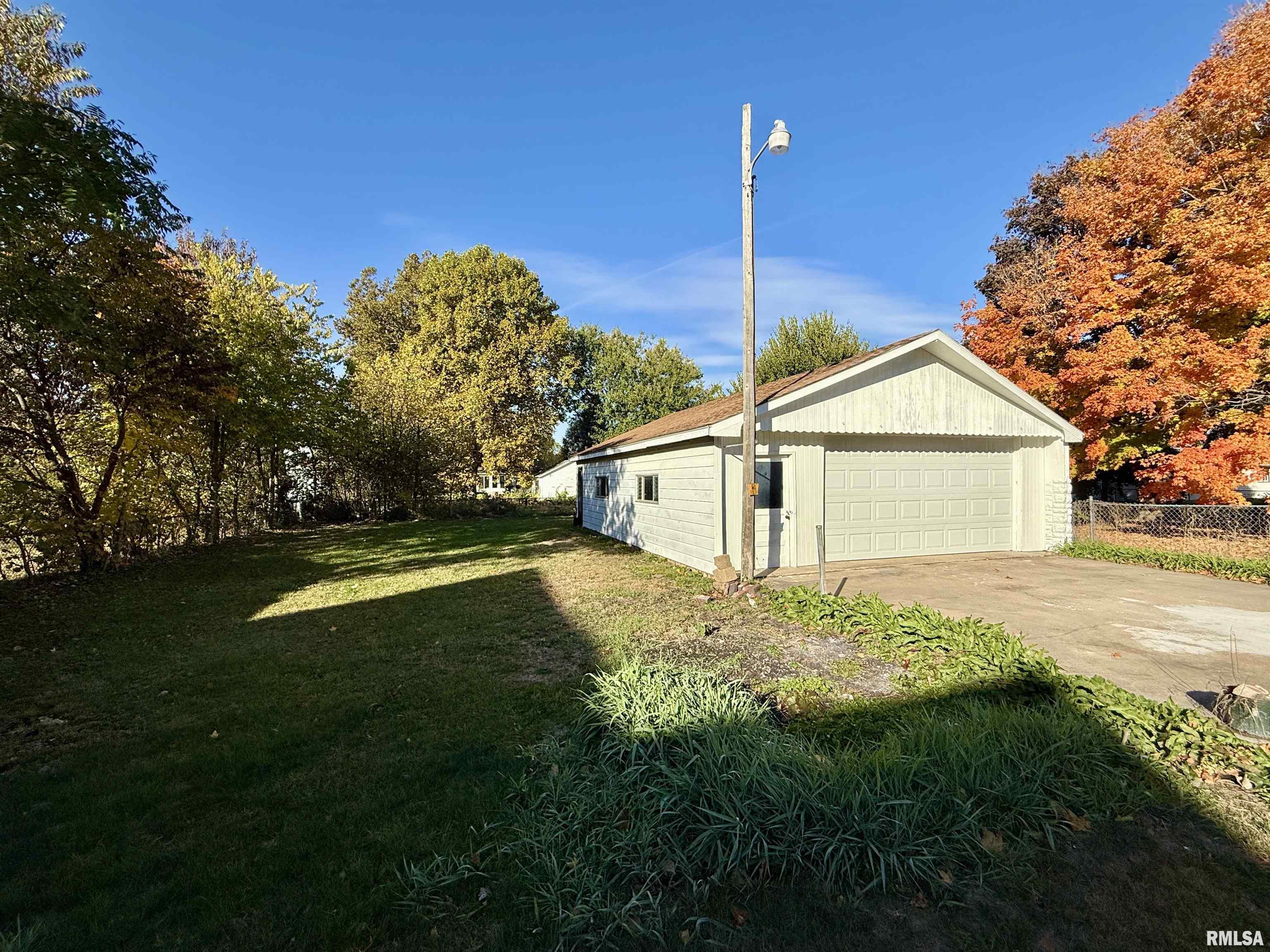 1150 Bateman Street Galesburg, IL 61401 - Photo 28 of 30