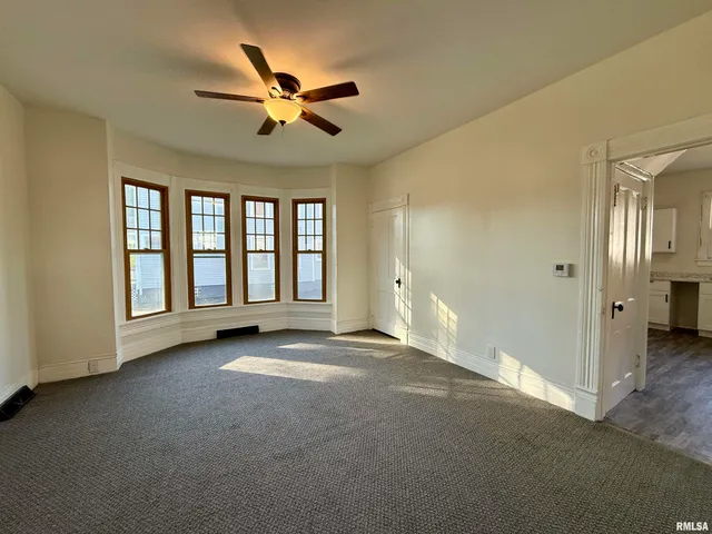 $119,900 | 1150 Bateman Street, Galesburg, IL 61401