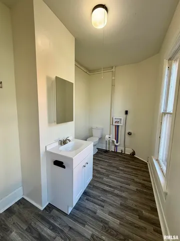 $119,900 | 1150 Bateman Street, Galesburg, IL 61401