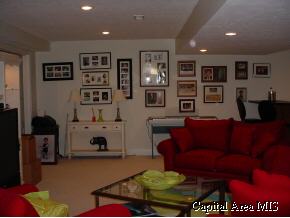 2002 Monteford Court Springfield, IL 62704 - Photo 8 of 9 Gallery Image 8