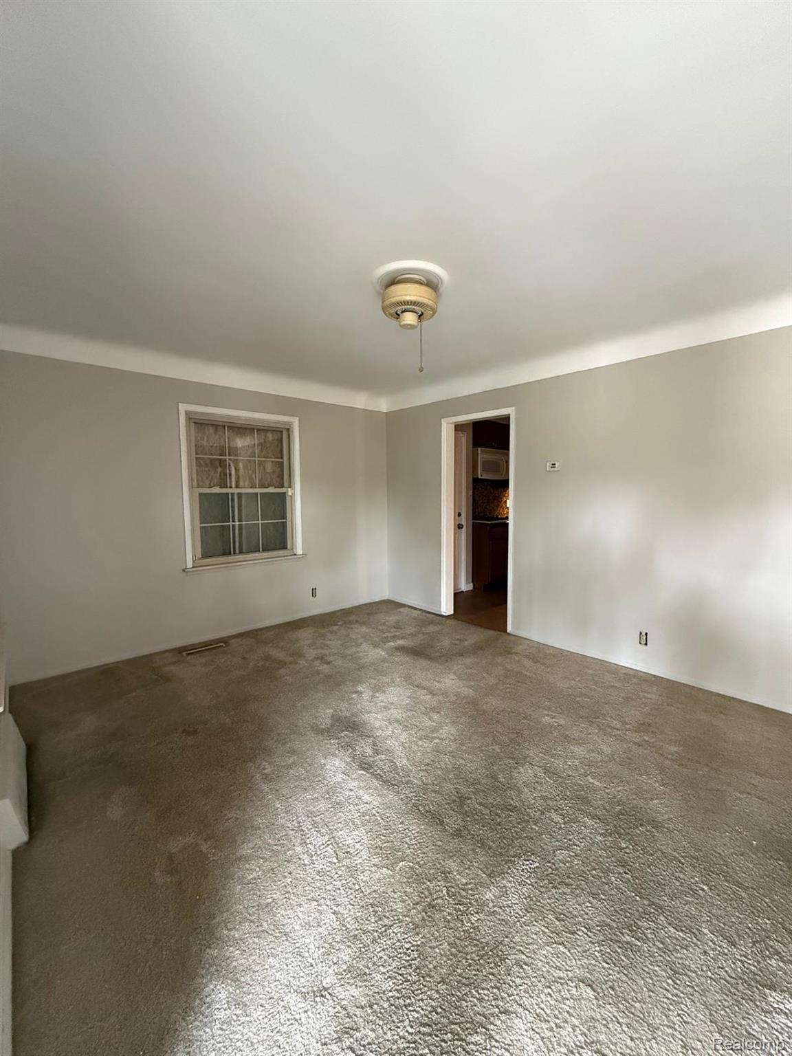 20231 Moross Road Detroit, MI 48224 - Photo 17 of 23 View of spare room