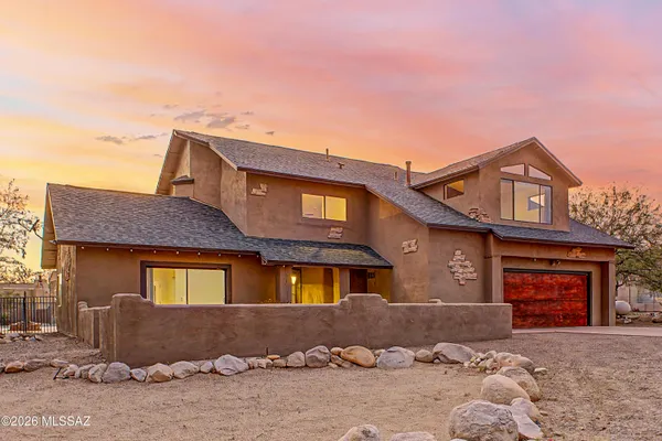 $975,000 | 5467 East Starhaven Lane, Tucson, AZ 85739