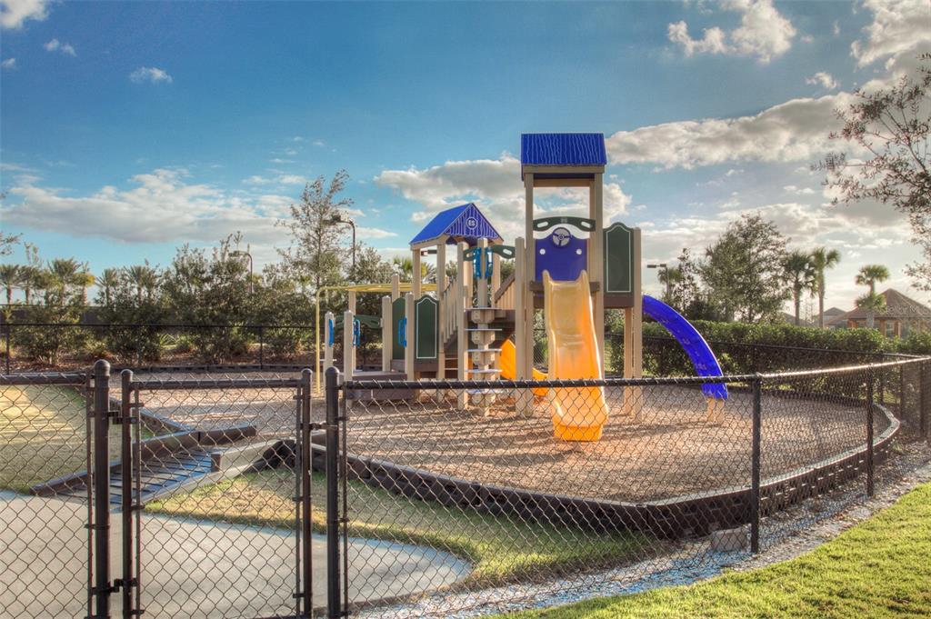 13605 Messina Loop, Unit 103 Bradenton, FL 34211 - Photo 25 of 28