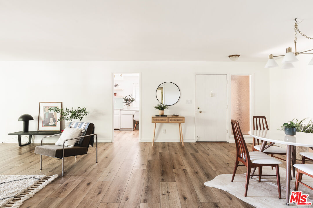 3933 North Virginia Road, Unit 201 Long Beach, CA 90807 - Photo 8 of 36 Gallery Image 8