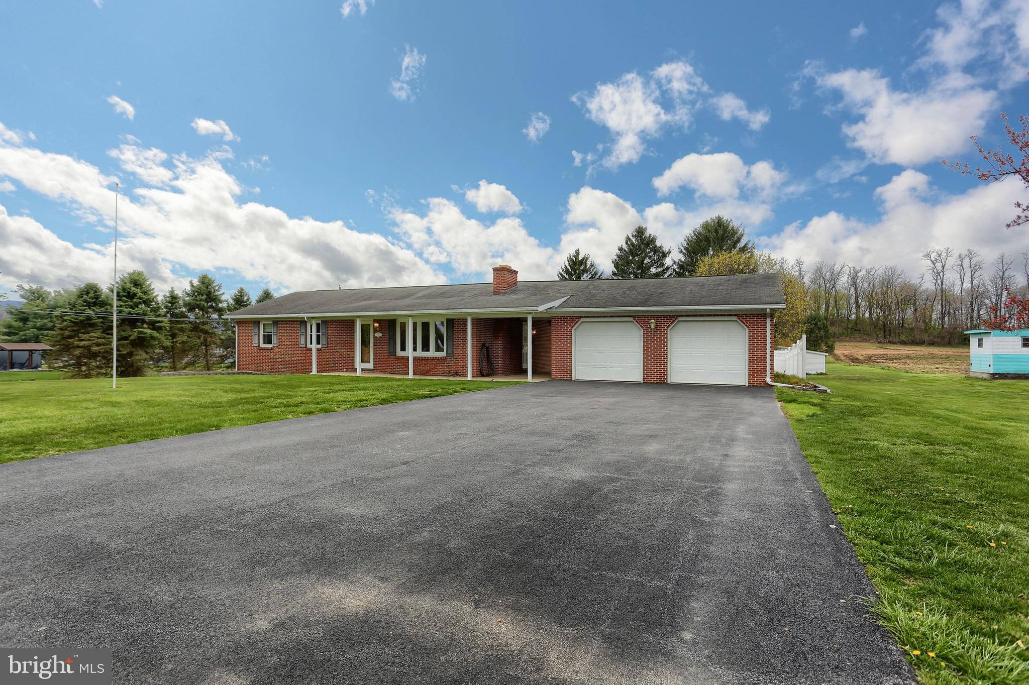 712 Baltimore Road Shippensburg, PA 17257 - Photo 3 of 33 Gallery Image 3