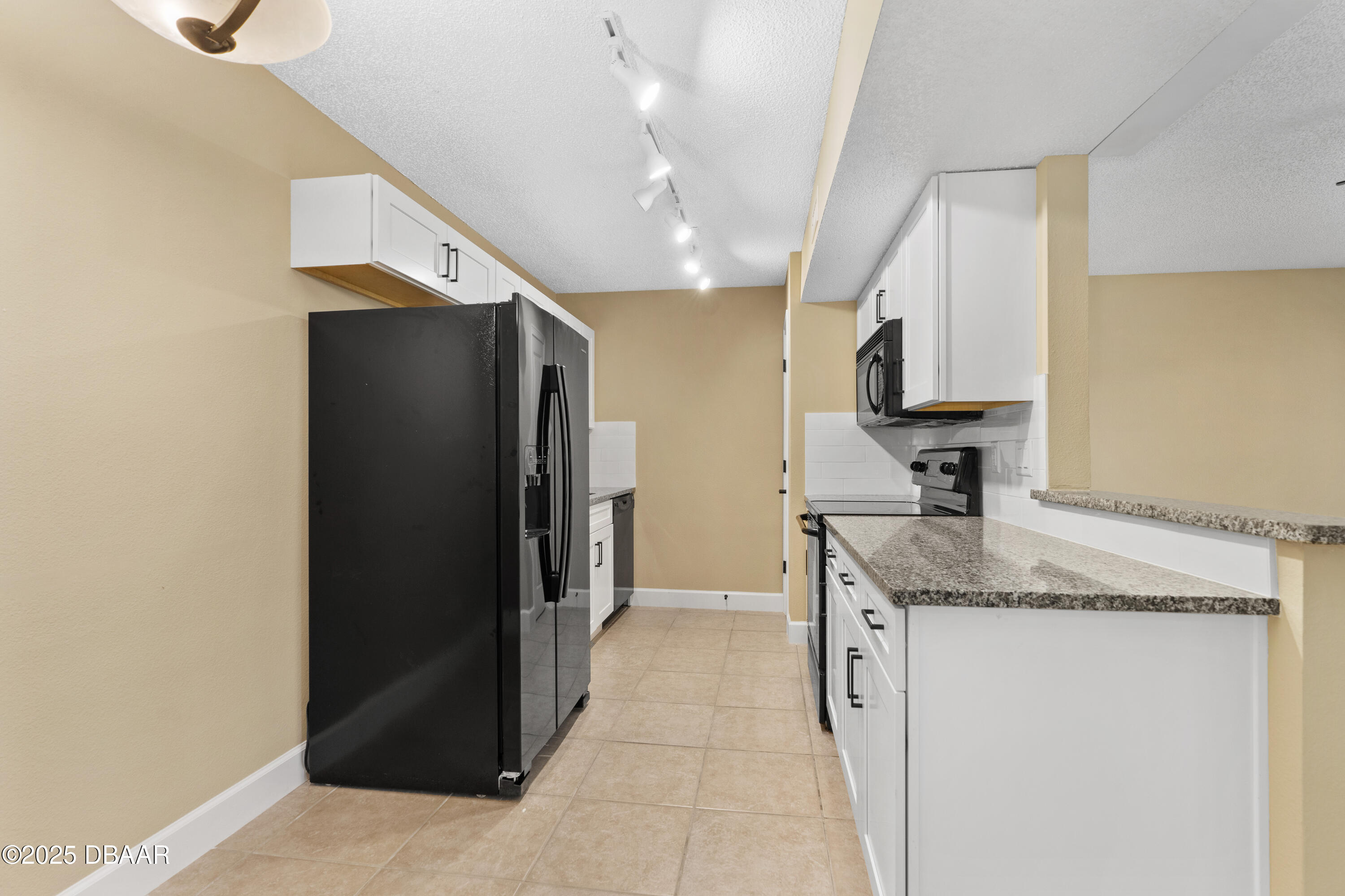 1600 Big Tree Road, Unit G3 South Daytona, FL 32119 - Photo 14 of 27 1600 Big Tree G3 -14