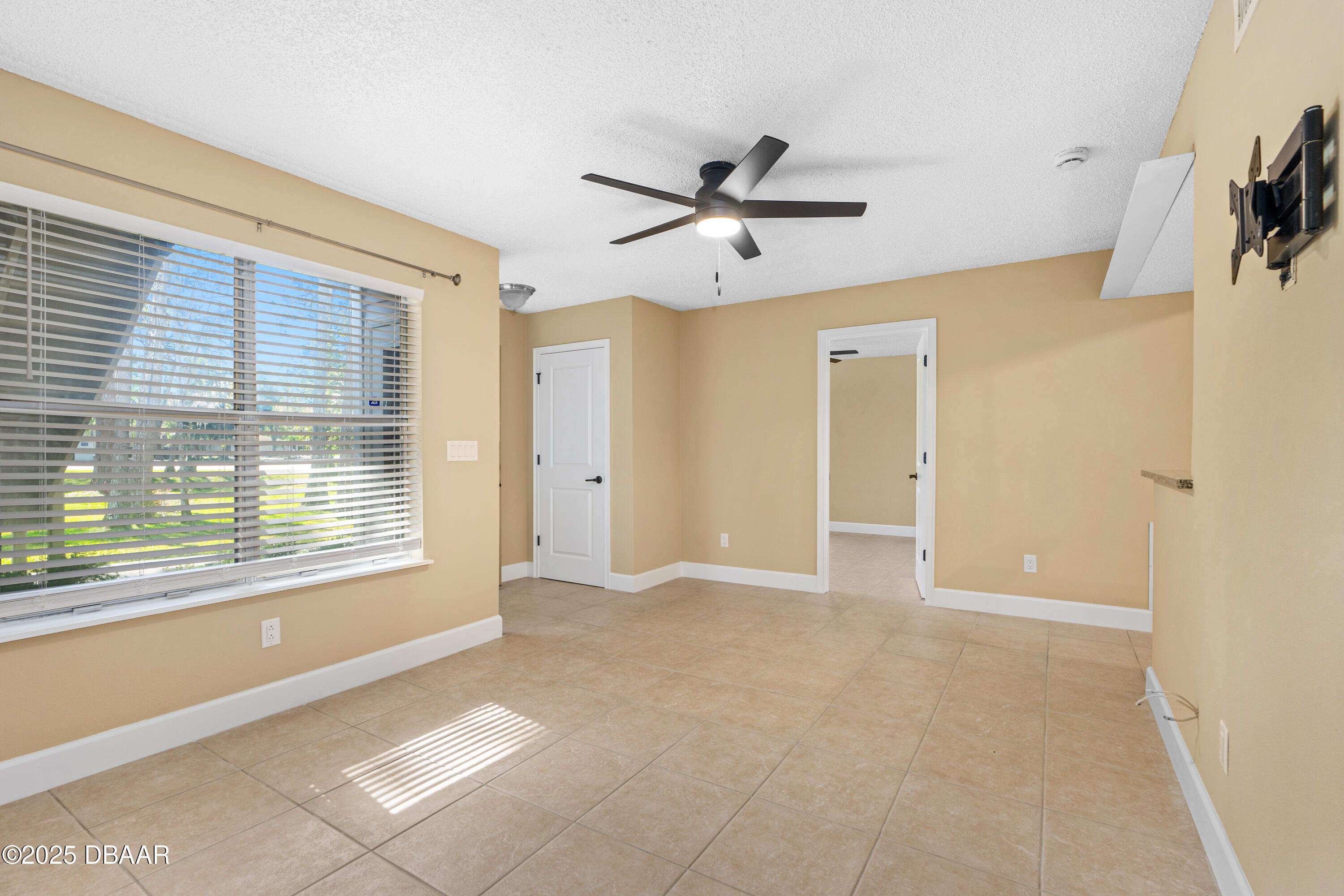 1600 Big Tree Road, Unit G3 South Daytona, FL 32119 - Photo 10 of 27 1600 Big Tree G3 -10