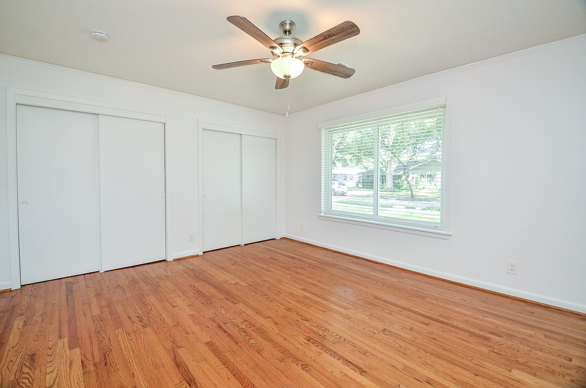 5127 Hummingbird Street Houston, TX 77035 - Photo 17 of 34 Gallery Image 17