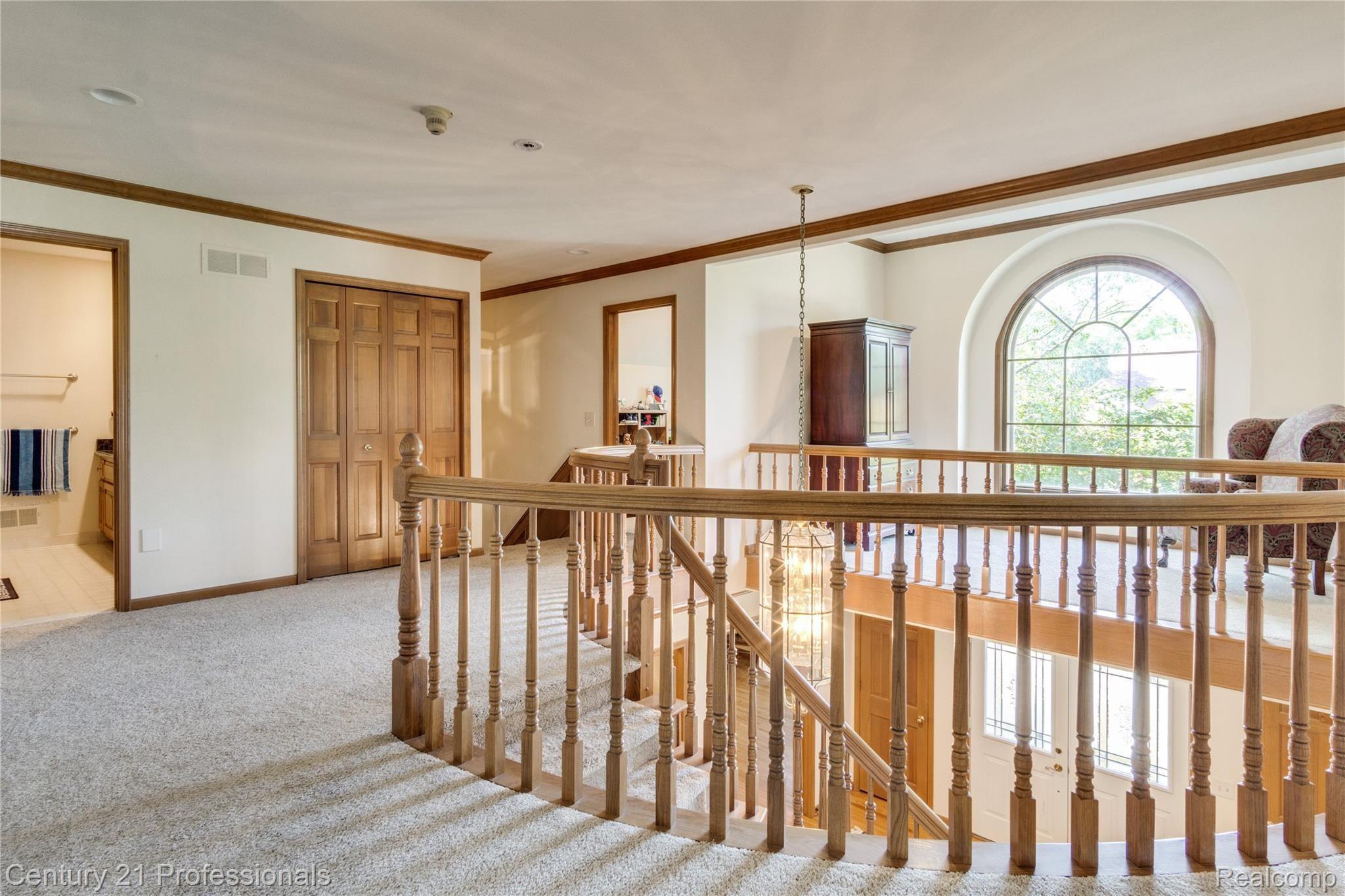 1059 Stony Pointe Boulevard Rochester, MI 48307 - Photo 48 of 74 Interiors (33 of 67).jpg