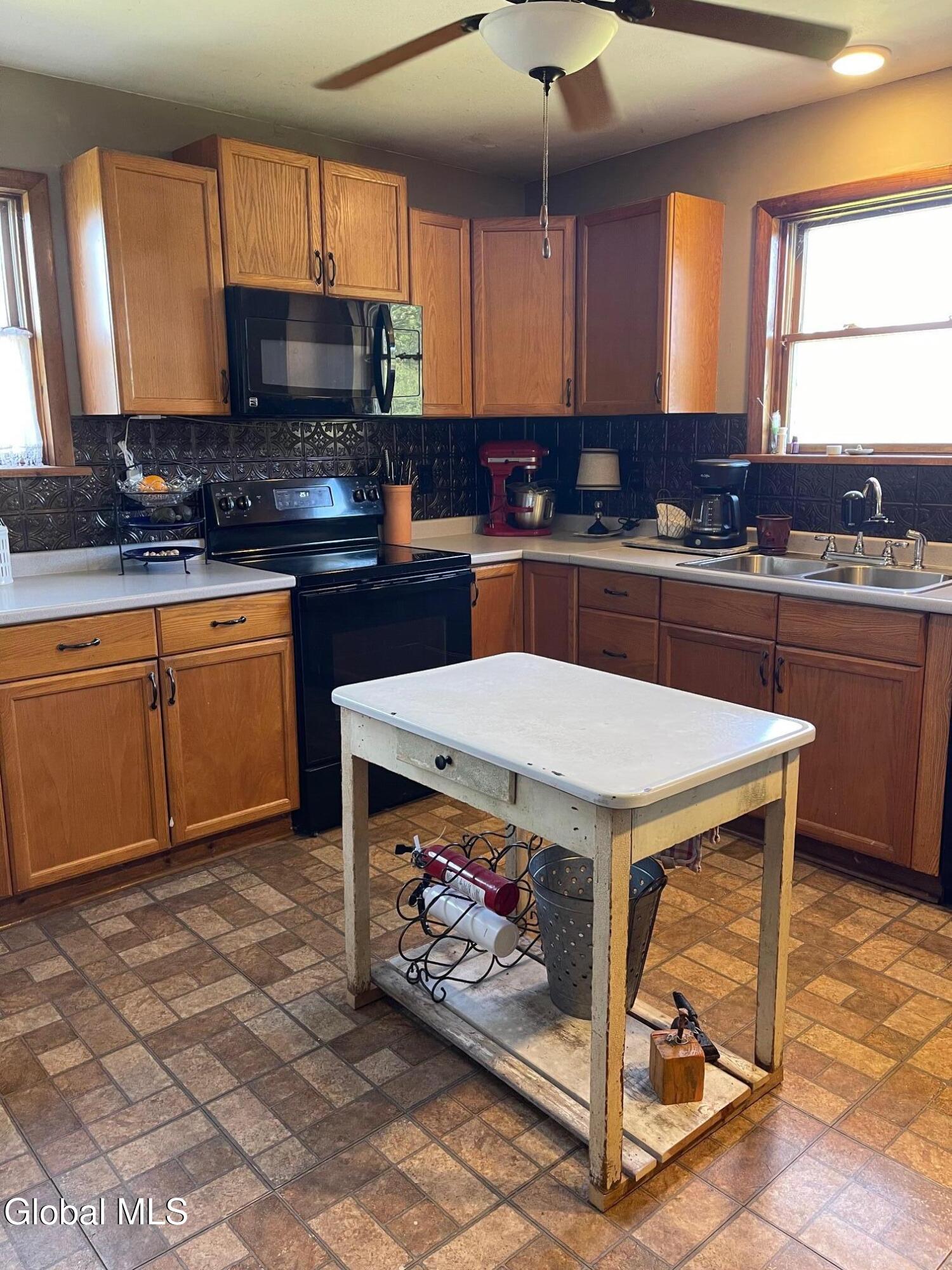 427 Patrick Road Seward, NY 12043 - Photo 8 of 34 IMG_4380