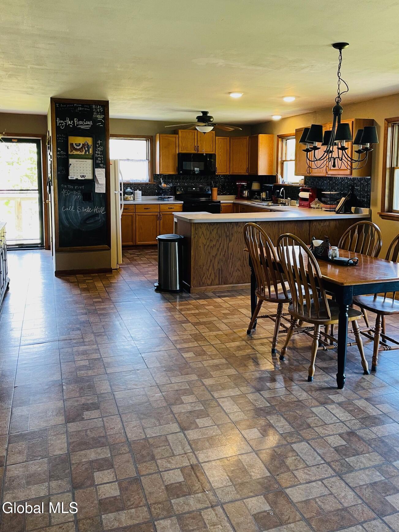 427 Patrick Road Seward, NY 12043 - Photo 9 of 34 IMG_4398