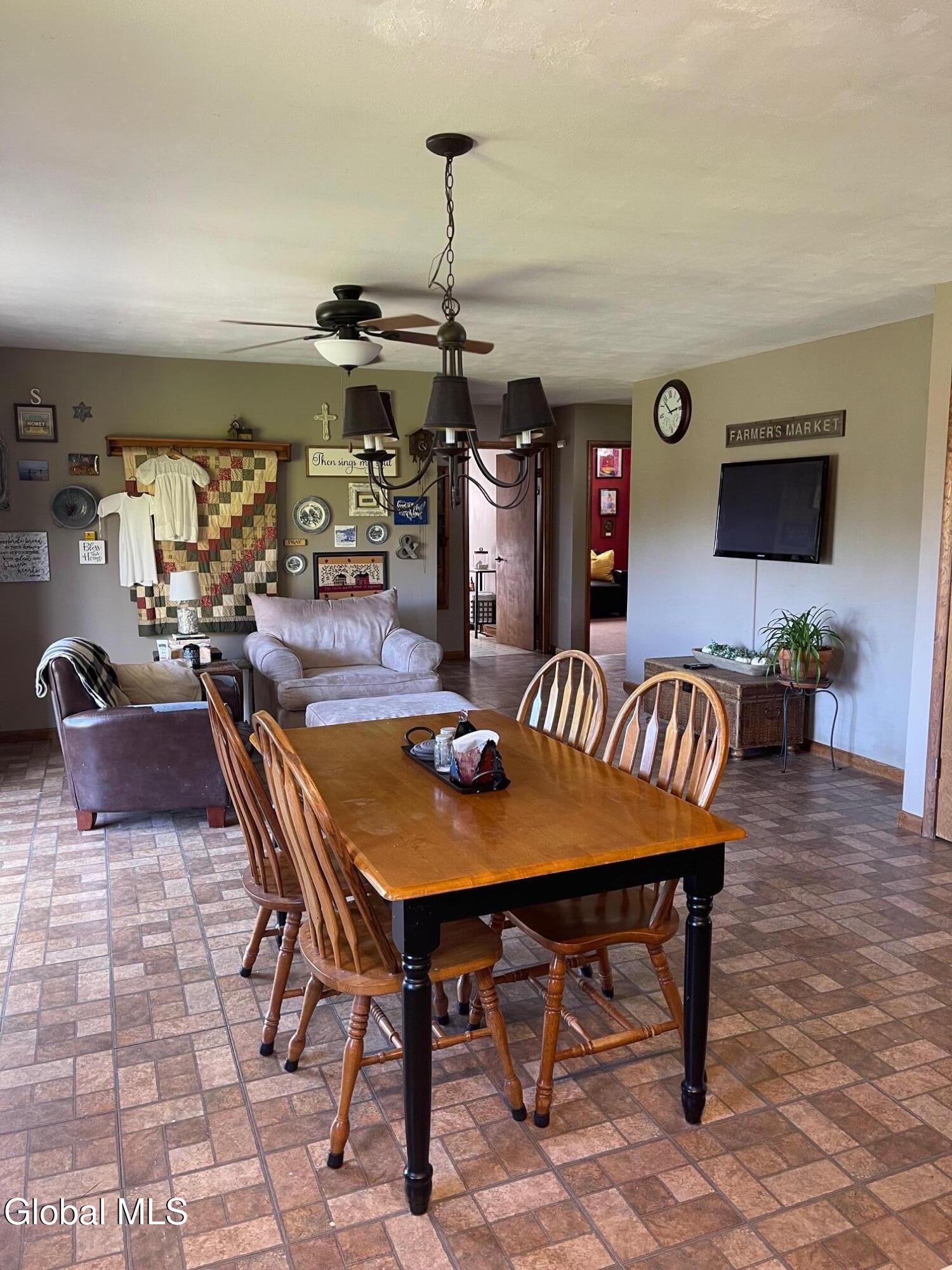 427 Patrick Road Seward, NY 12043 - Photo 10 of 34 IMG_4384