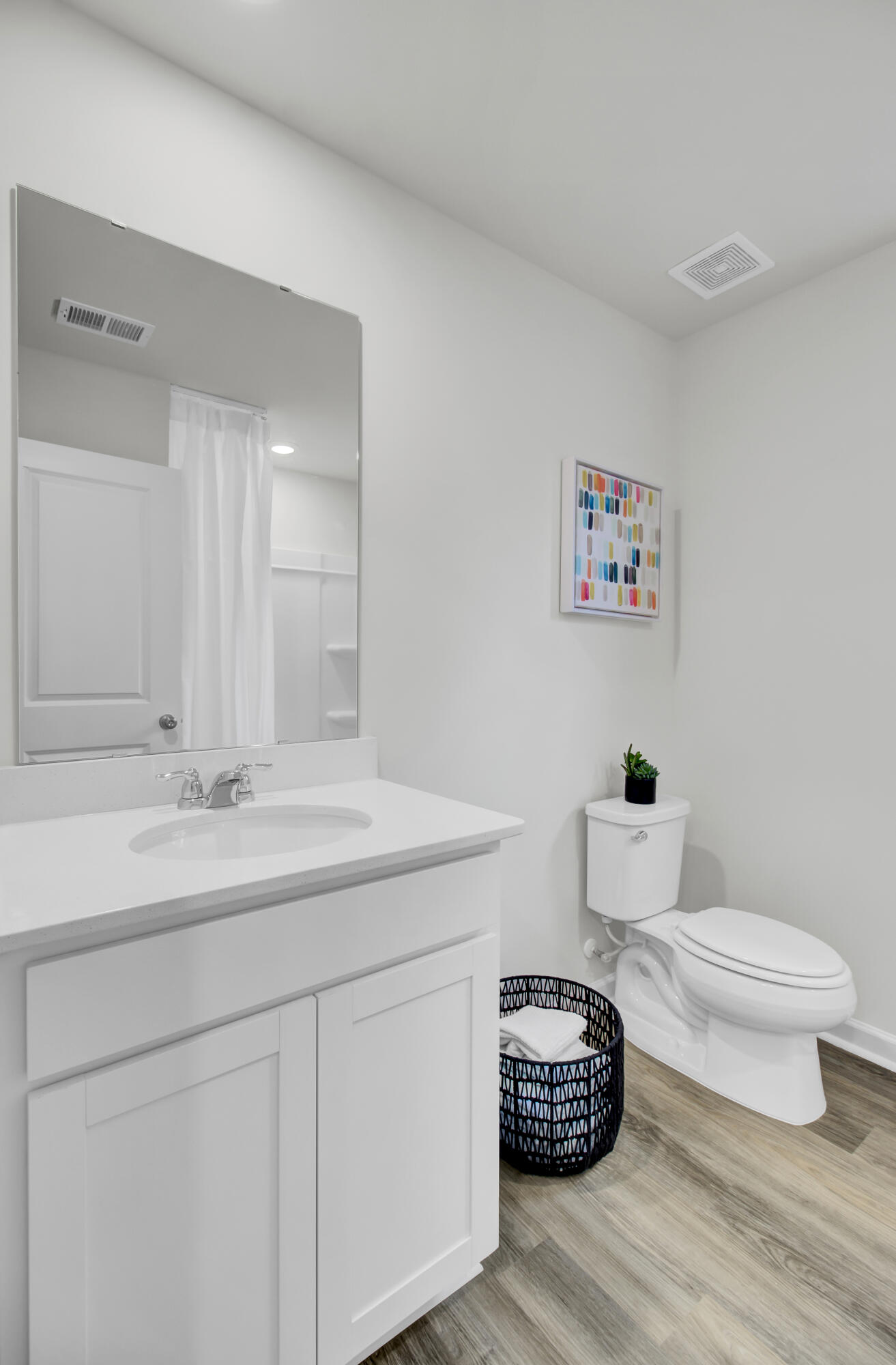 7095 Windham Way Ladson, SC 29456 - Photo 37 of 52 Upstairs Bathroom