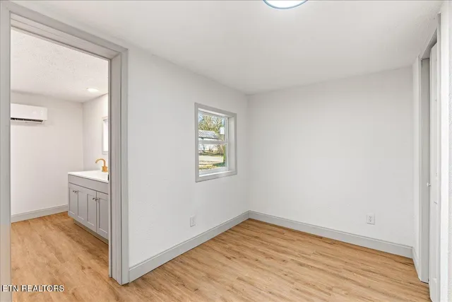 $200,000 | 124 Blue Drive, La Follette, TN 37766