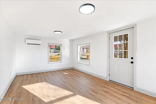 $200,000 | 124 Blue Drive, La Follette, TN 37766