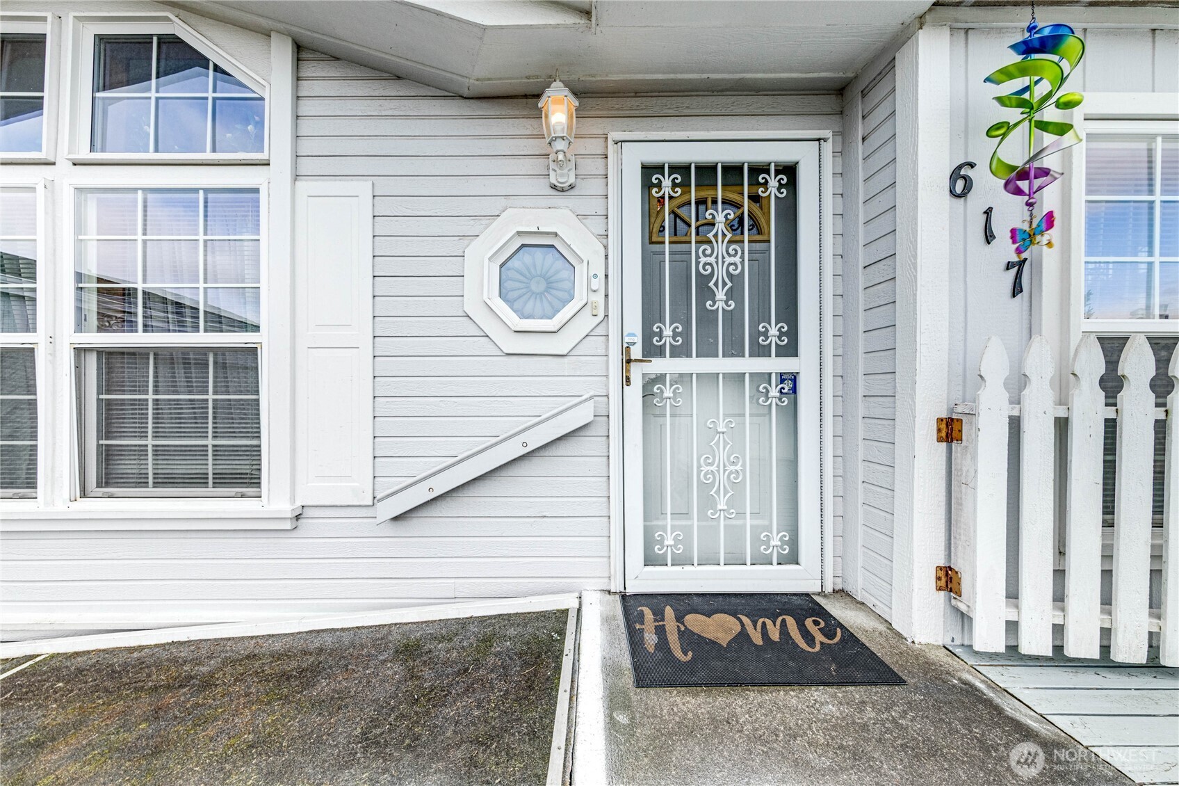 617 North 7th Avenue Sequim, WA 98382 - Photo 6 of 37