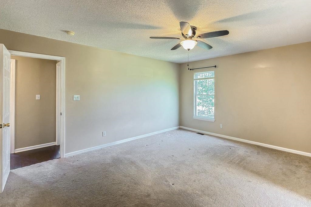 290 Dickson Road Campobello, SC 29322 - Photo 9 of 25