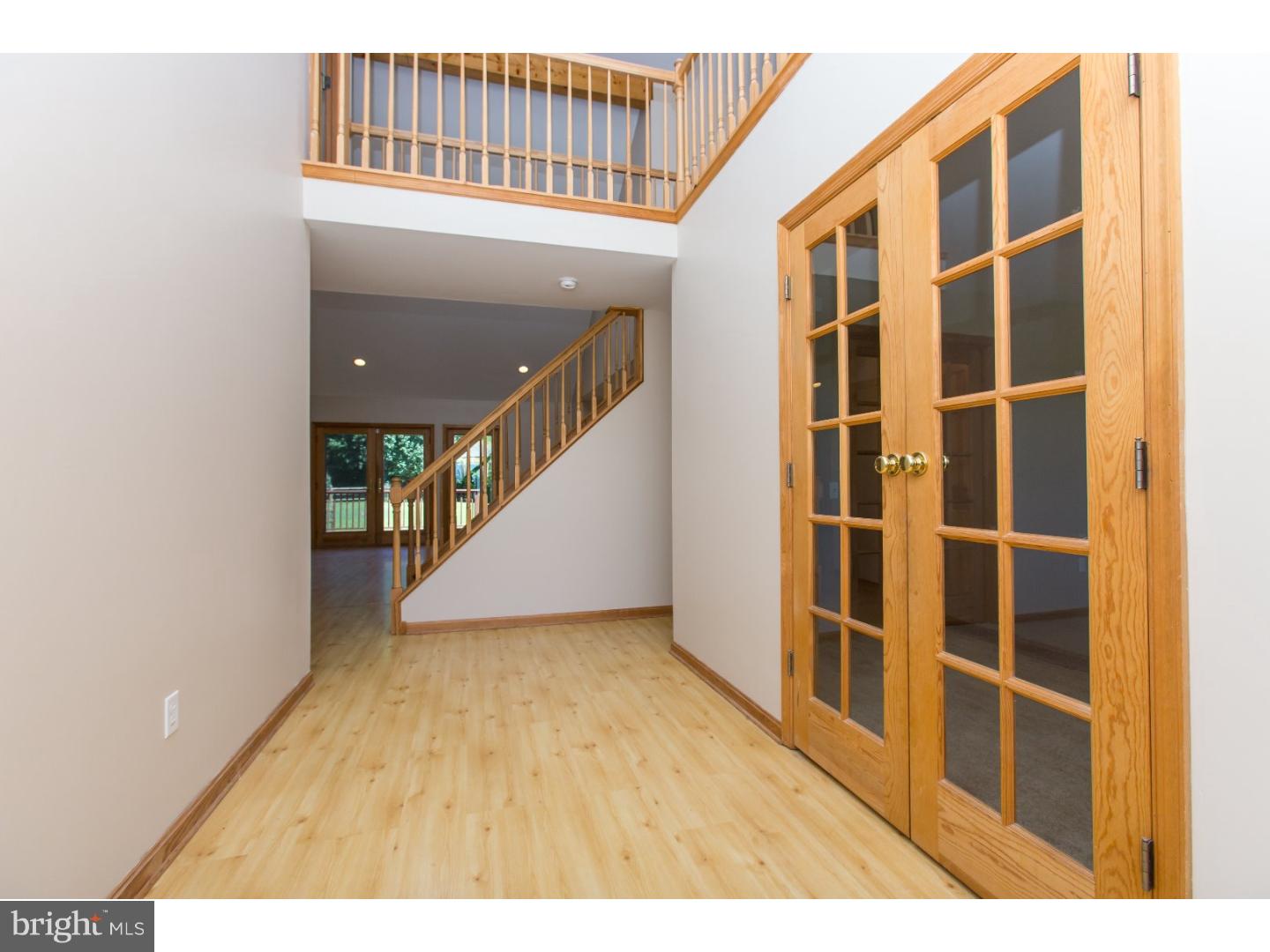811 Dexter Corner Road Townsend, DE 19734 - Photo 6 of 25 Foyer
