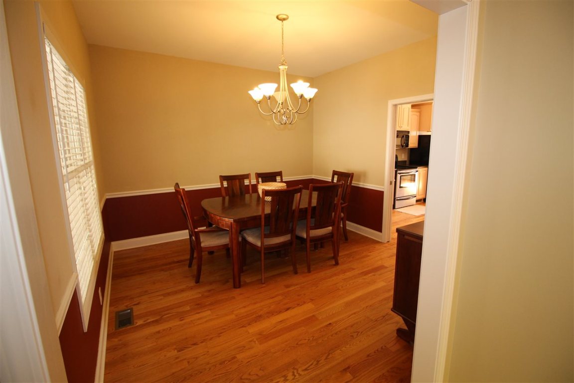 301 Kings Way Clemson, SC 29631 - Photo 4 of 19 Gallery Image 4