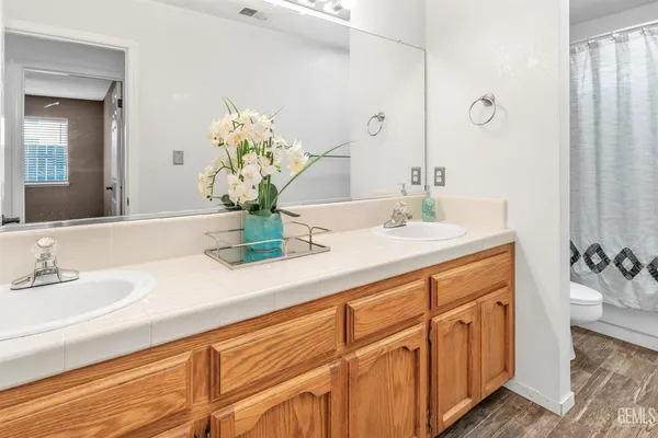 $475,000 | Undisclosed Address, Bakersfield, CA 93314