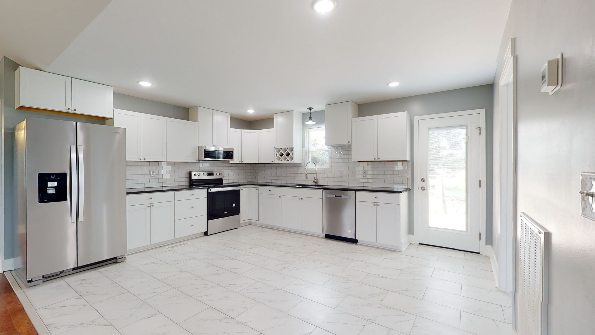 164 Chipman Road Bethpage, TN 37022 - Photo 4 of 48 Gallery Image 4