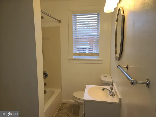 $1,995 | 1403 North Linwood Avenue, Baltimore, MD 21213